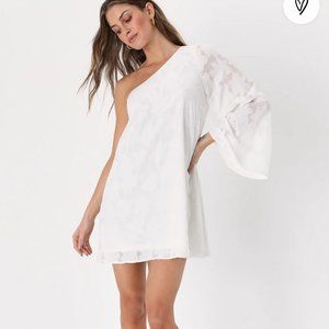 Lulu's One-Shoulder Accent Shift Dress